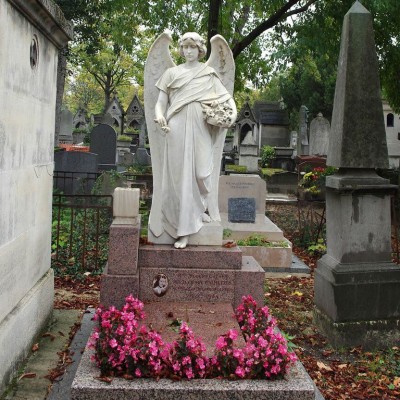 Мемориальный комплекс Ангел с корзиной