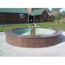 Фонтан гранитный большой