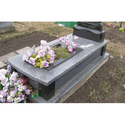 Плита на могилу из белого гранита