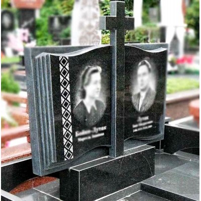 Памятник семейный в виде книги с крестом