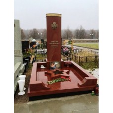 Мемориальный комплекс Звезда из малинового кварцита Мемориальный комплекс Звезда из малинового кварцита