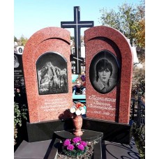 Мемориальный комплекс из лезниковского гранита и габбро-диабаза Мемориальный комплекс из лезниковского гранита и габбро-диабаза
