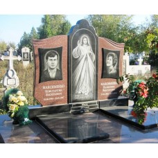 Православный гранитный памятник на могилу для двоих Православный гранитный памятник на могилу для двоих