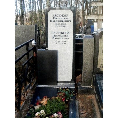 Двойной гранитный памятник на могилу