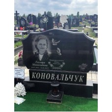 Гранитный памятник на двойную могилу Гранитный памятник на двойную могилу
