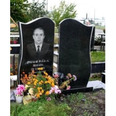 Резной гранитный памятник на двоих человек Резной гранитный памятник на двоих человек
