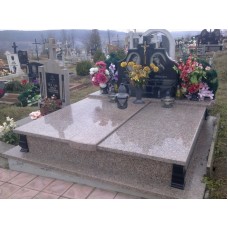 Эксклюзивный памятник из желтого гранита Эксклюзивный памятник из желтого гранита
