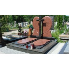 Эксклюзивный памятник в виде сердца Эксклюзивный памятник в виде сердца
