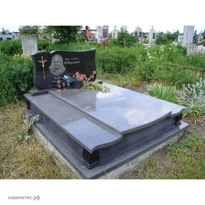 Эксклюзивный памятник на двоих человек