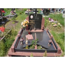Памятник на двоих человек с большим надгробием Памятник на двоих человек с большим надгробием