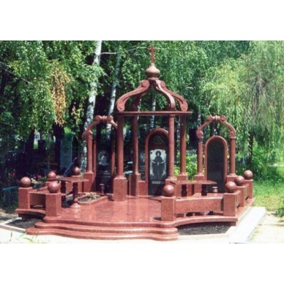 Элитный роскошный памятник с куполом из красного гранита