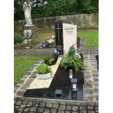 Памятник для мамы в европейском стиле Памятник для мамы в европейском стиле