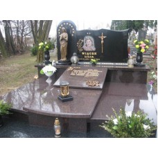Семейный памятник в европейском стиле Семейный памятник в европейском стиле