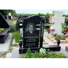 Крест из гранита с распятием Иисуса Крест из гранита с распятием Иисуса