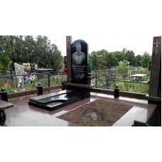 Фигурный памятник f13