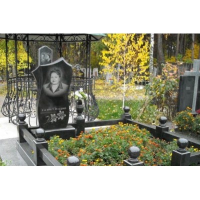 Памятник вертикальный v85
