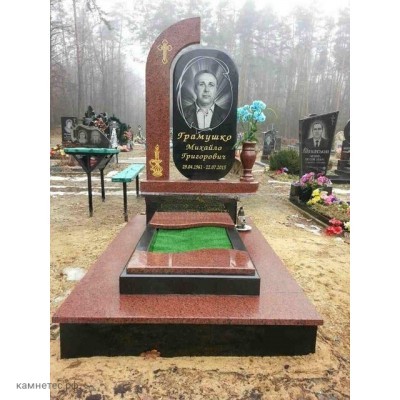 Памятник вертикальный v101