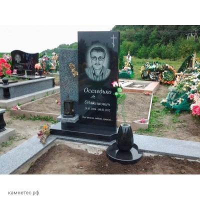 Памятник вертикальный v108