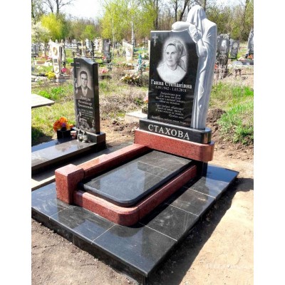 Памятник вертикальный v112