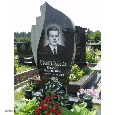 Памятник в виде свечи sv8