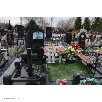 Памятник вертикальный v198