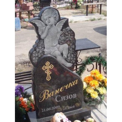 Детский памятник с гравировкой ангелочка