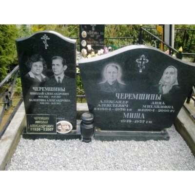 Семейный надгробный памятник на могилу четверых