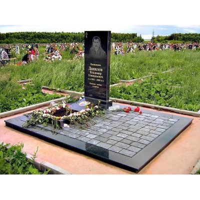Элитный памятник прямоугольный для мужчины