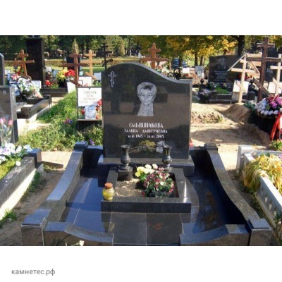 Надгробный гранитный памятник маме