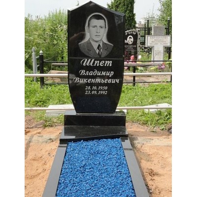 Готовый памятник с цветным щебнем