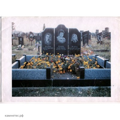 Тройной памятник из гранита 001